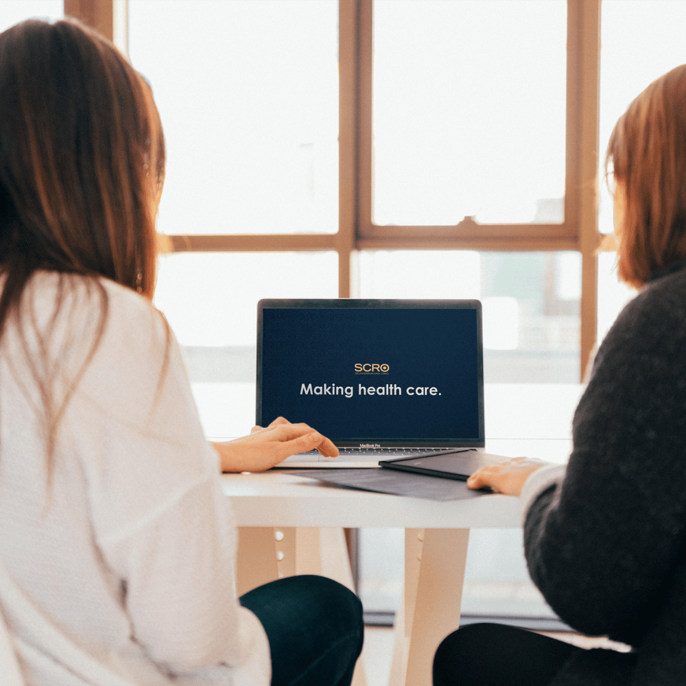 kobu-agency-7okkFhxrxNw-unsplash-med-loggan-1500x1500